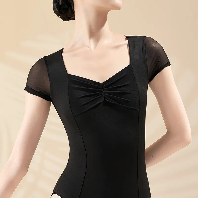 Mesh 胸元デザイン半袖レオタード