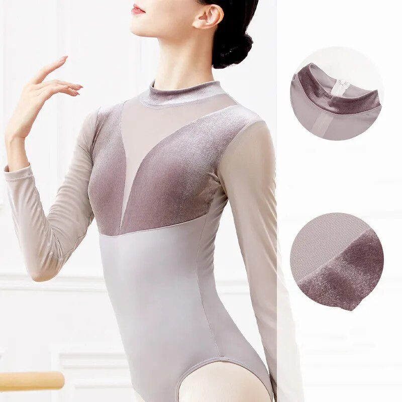 ベルベット　ハイネック長袖レオタード