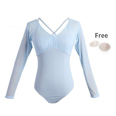 長袖　カップ付きレオタード