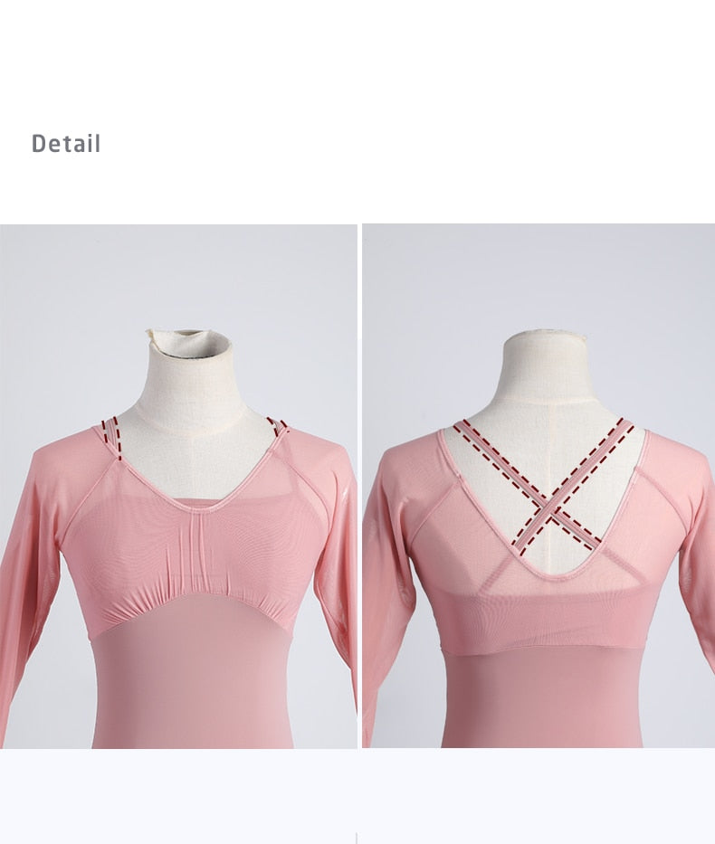 長袖　カップ付きレオタード