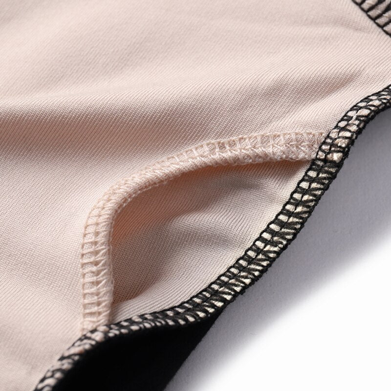 エレガント　ショートスリーブレオタード